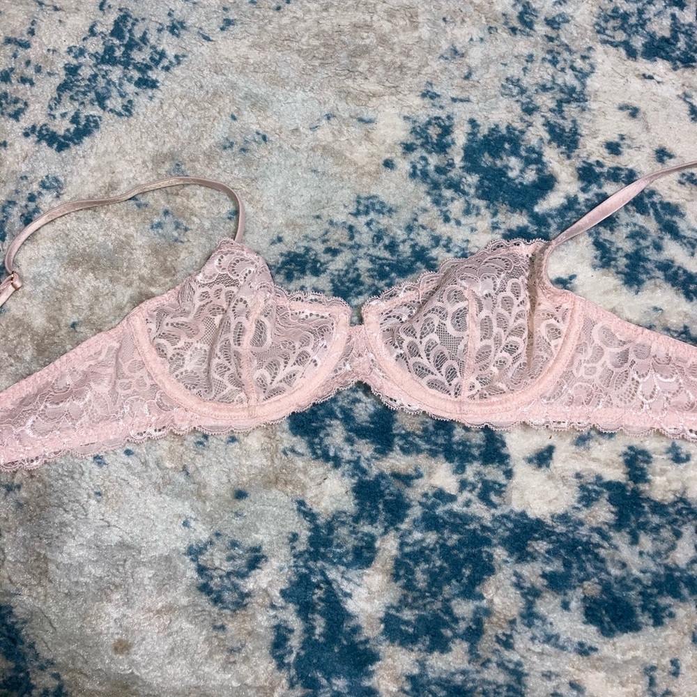 True & Co wire lace bra